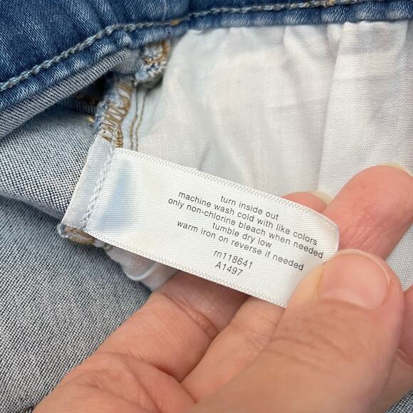 Lane Bryant High Rise Pull On Pedal Pusher Jean Sz 14 Light Wash Stretchy Capri - Picture 8 of 11